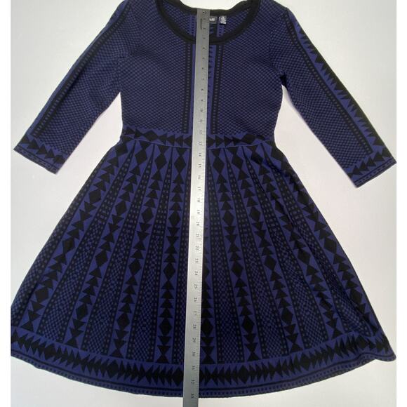 Nina Leonard Medium Sweater Dress Black Blue Geometric Print 3/4 Sleeve Stretch - Picture 8 of 11